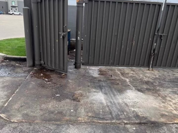 Commercial pressure washing services in Lafayette, IN